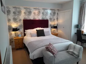 The Briarfields - Room