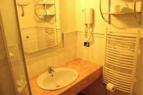 Hotel L'AQUILA 99 - Badeværelse