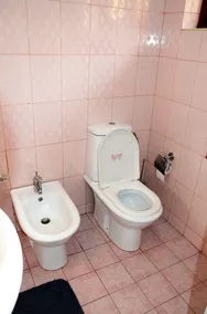 Gondolas Home Stay - Bathroom