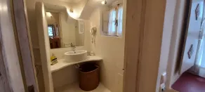 Villa Kisiris - Bathroom