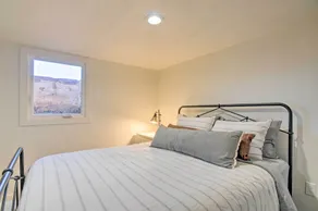 Modernes Ranchhaus mit Panoramablick auf Red Butte - Innenbereich