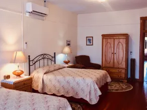 Historic Capitol Hotel Vacation Suites Downtown - Zimmer