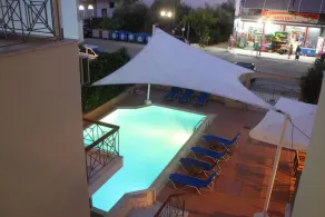 Vicky Apartments - Piscina