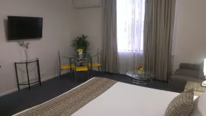 Lindy Lodge Motel - Camera