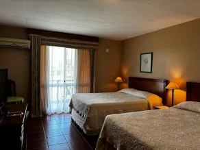 Los Naranjos Termal - Room