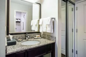 La Quinta by Wyndham Lynchburg at Liberty Univ. - Salle de bain