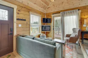 Handcrafted Tiny Home, Near Dtwn Boone - Interior
