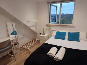 A Quiet House in a Nice Area - Room