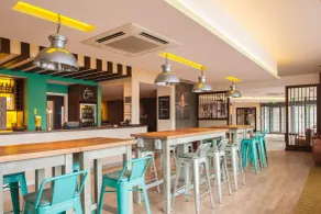 Premier Inn Luton Town Centre - Restaurant
