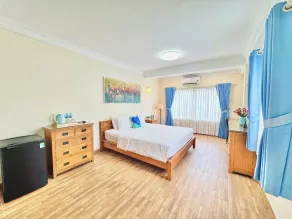 Cozy Hotel - 140 Cong Quynh - Room