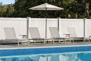 Spark by Hilton Mystic Groton - Piscine
