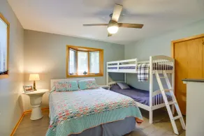 House on Lake Mary w/ Boat Dock & Lakeside Beach! - Room