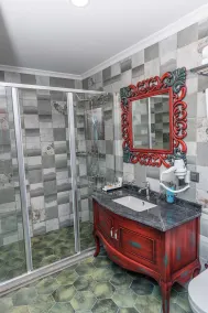 TOK EPİK HOTEL - Baño