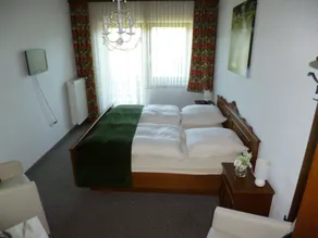 Gästehaus am Berg - Habitación