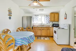 Lakefront Geneva Vacation Rental - Walk to Strip! - Interiør