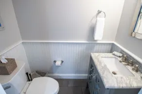 The Newport Lofts - 617 Thames Street - Bathroom