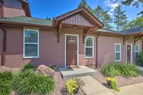 'Turtle Rock' - Ironton Cabin w/ Furnished Patio! - Interior