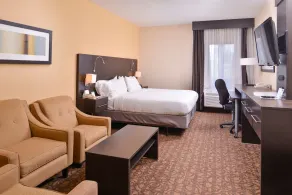 Holiday Inn Express & Suites Topeka West I-70 Wanamaker by IHG - Chambre