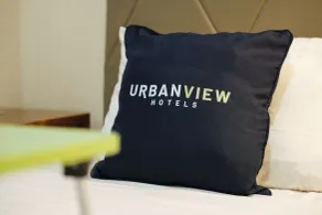 UrbanView at Lacson Street Bacolod City by RedDoorz - Chambre