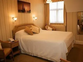 The Chudleigh - Room