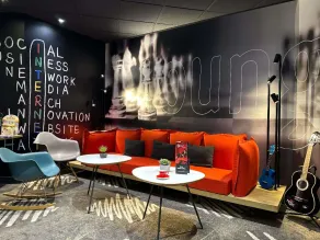 ibis Alençon - Sala de estar do lobby
