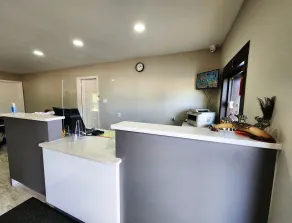 Scottish Inn & Suites - Rezeption