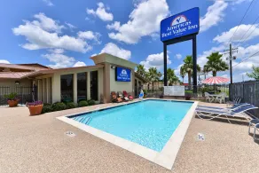 Americas Best Value Inn Angleton - Piscine