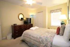 Turn of River Condo - Chambre