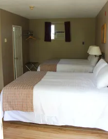 Colonial Resort-1000 Islands - Rom