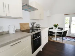 Orchard Cottage - Private kitchen