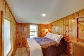 600' of Green Bay Frontage & Dock: Cozy Cottage - Interiør