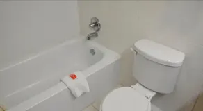Airport Inn Flint Airport - Salle de bain