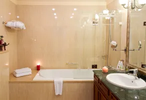 Crystal Palace Boutique Hotel - Room