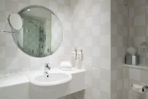 Holiday Inn London - Heathrow M4,Jct.4 by IHG - Badezimmer