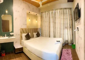 Hotel Grand Nidhivan  - Chambre