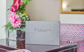 Parkside Hotel & Apartments - Chambre