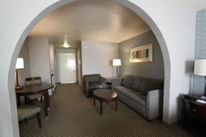 Holiday Inn Express Hotel & Suites Hermosa Beach by IHG - Chambre