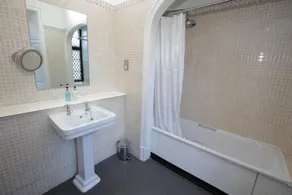 Rothley Court Hotel by Greene King Inns - Baño