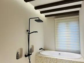 Lotus Home Cafe - Bathroom