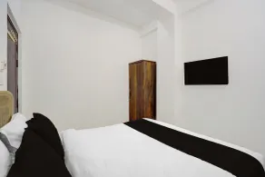Hotel O Gomti Nagar Station Formerly Insight Inn - Habitación