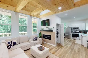 Cozy Restful Treehouse Feel Home w/ gas Grill & AC - Innvendig