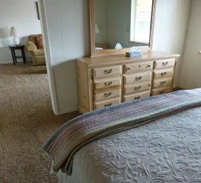 Redwood Suites - Chambre