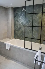 Victoria Colonnade Aparthotel - Bathroom