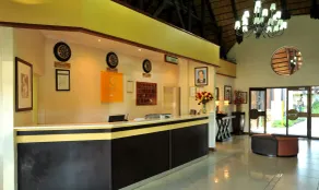Cresta Riley's Hotel - Reception
