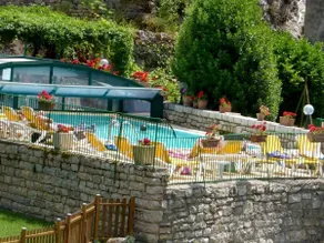 Logis Hôtel restaurant Auberge de la Cascade - Piscine