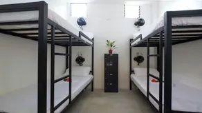 Sip Sunset Hostel and Lounge - Zimmer