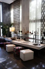 W South Beach - Hall