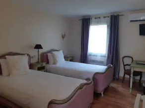 Hôtel Des Roches Les Eyzies De Tayac - Chambre