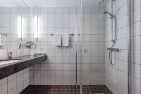 Radisson Blu Metropol Helsingborg - Bathroom