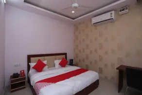 OYO 22079 Hotel Blueberry - Chambre